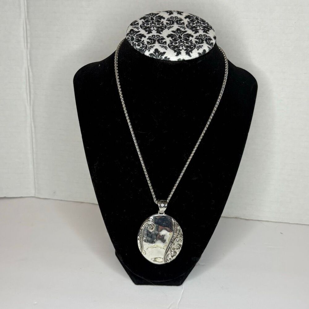 Chicos Reversible Silver or Gold Tone Pendant Statement Sliding Clasp Necklace